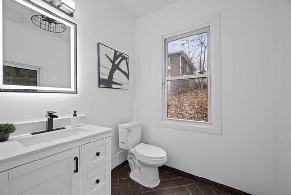 2356 Pittock St, Squirrel Hill, PA 15217 - bathroom with toilet and vanity