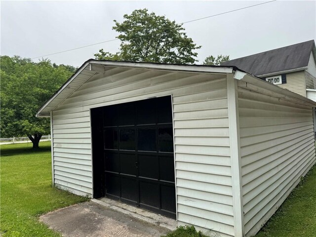 515 Pike Run Dr W, Pike Run Twp, PA 15427 - view of detached garage