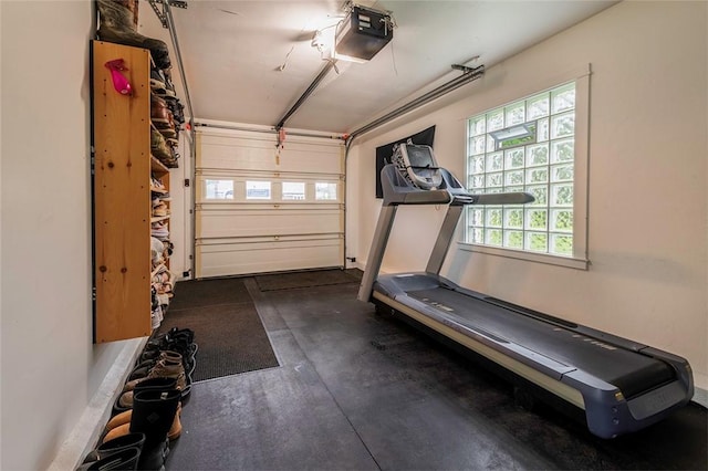 1283 Ashton Rd, Sharon, PA 16146 - exercise area featuring a garage and healthy amount of natural light