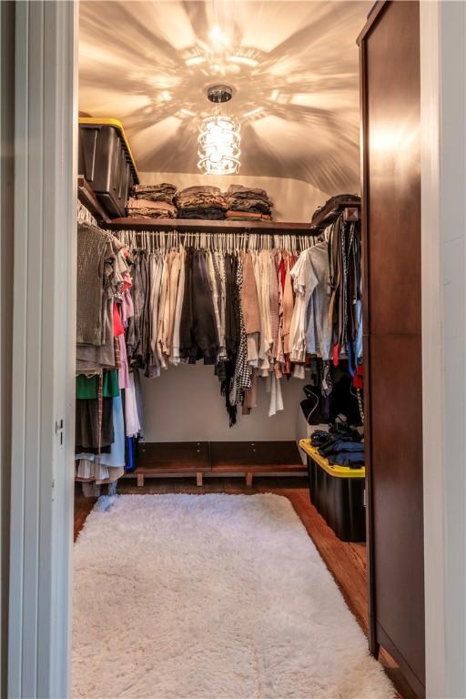 1283 Ashton Rd, Sharon, PA 16146 - view of spacious closet