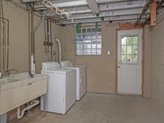 45 W Willock Rd, Brentwood, PA 15227 - photo 17