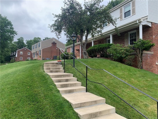107 Fenwick Dr, Ross Twp, PA 15237 - view of green lawn
