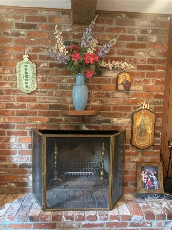107 Fenwick Dr, Ross Twp, PA 15237 - detailed view of a brick fireplace