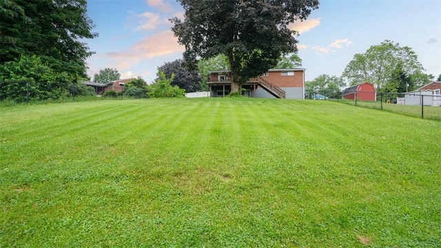 108 Tanglewood Dr, Middlesex Twp, PA 16059 - yard at dusk with stairs