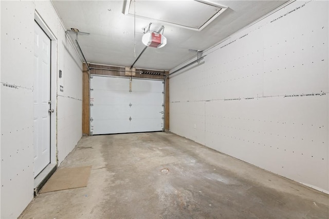 160 Sonnie Dr, Salem Twp Wml, PA 15624 - garage with a garage door opener