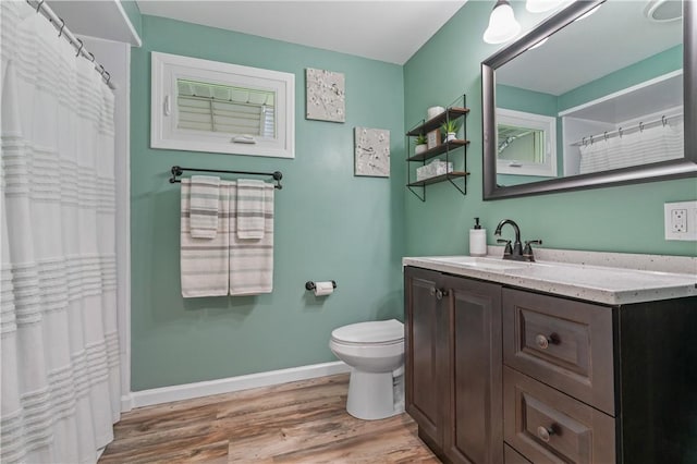 160 Sonnie Dr, Salem Twp Wml, PA 15624 - full bathroom featuring vanity, wood finished floors, and a shower with shower curtain