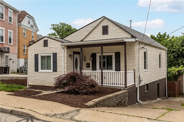 2960 Brevard Ave, Brentwood, PA 15227 - view of front of property featuring covered porch