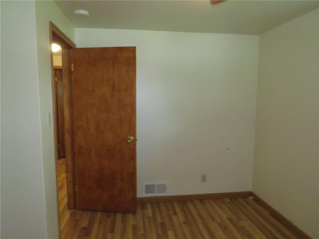 1332 Oakridge Rd, South Fayette, PA 15057 - spare room with wood finished floors and a smoke detector