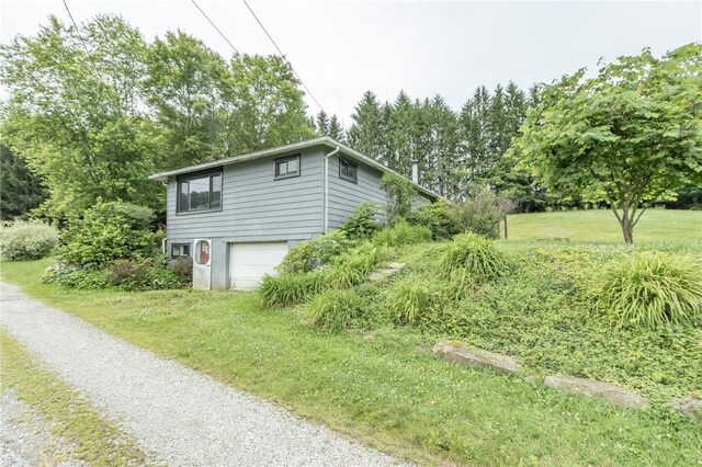 916 Indiana Ave, Avonmore, PA 15618 - photo 5