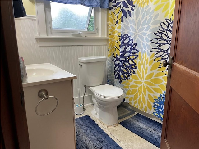 2568 Mercer St, Sandy Lake Boro, PA 16145 - full bathroom featuring tile patterned floors, vanity, and a shower with shower curtain