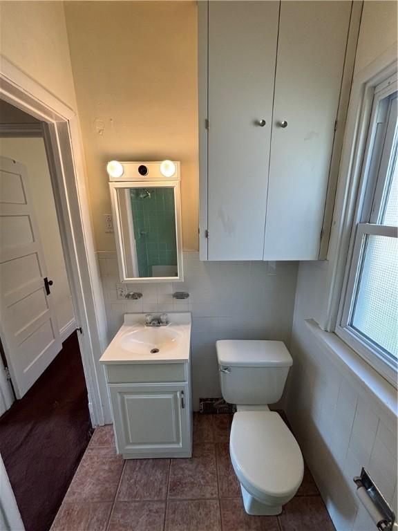 301 Marion Ave, Forest Hills Boro, PA 15221 - photo 23