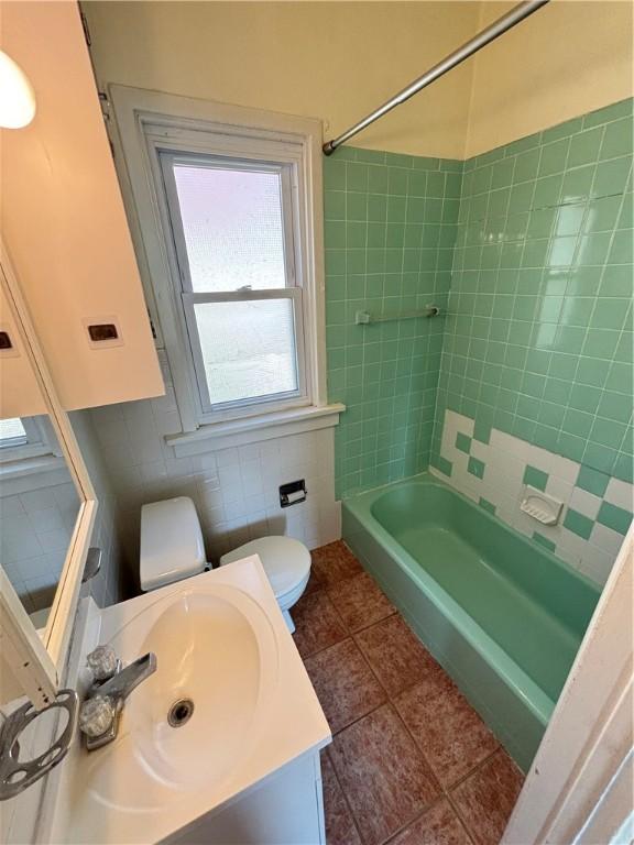 301 Marion Ave, Forest Hills Boro, PA 15221 - photo 20