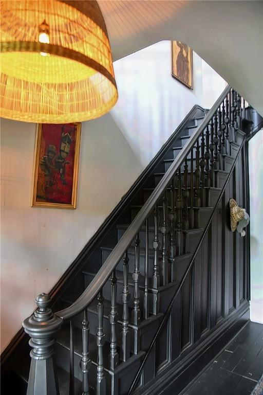 389 Rices Landing Rd, Luzerne Twp, PA 15433 - view of staircase