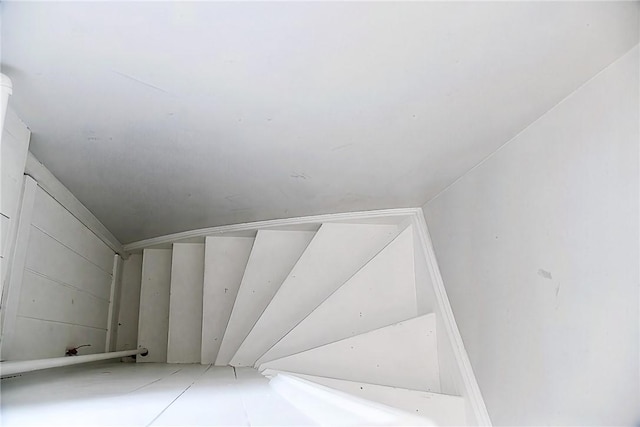 389 Rices Landing Rd, Luzerne Twp, PA 15433 - view of staircase