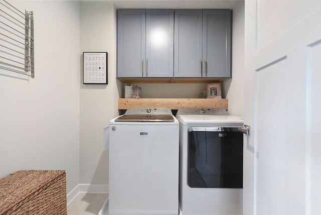 622 Burberry Blvd, Lehigh Twp, PA 16063 - laundry area featuring washing machine and dryer and cabinet space