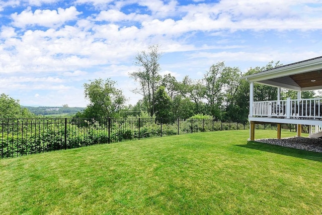 622 Burberry Blvd, Lehigh Twp, PA 16063 - view of yard featuring a wooden deck