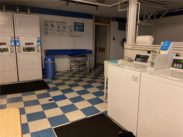 446 Hoodridge Dr Unit 210, Castle Shannon, PA 15234 - shared laundry with light flooring, stacked washer / drying machine, and independent washer and dryer