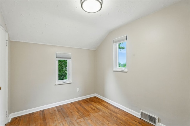 717 Kewanna Ave, Mt Lebanon, PA 15234 - bonus room featuring vaulted ceiling and wood finished floors