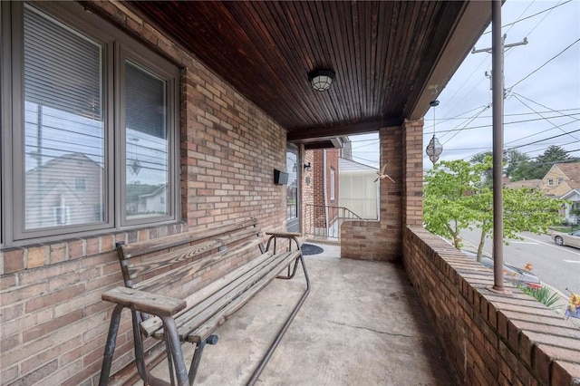 725 Dunster St, Brookline, PA 15226 - view of covered porch