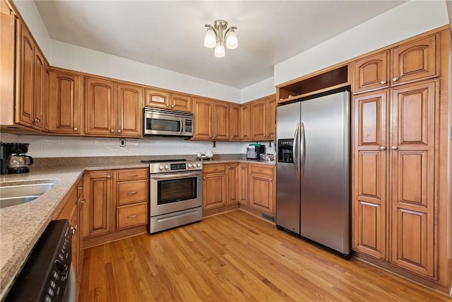 111 S Hitchman St, Mount Pleasant Boro, PA 15666 - photo 6