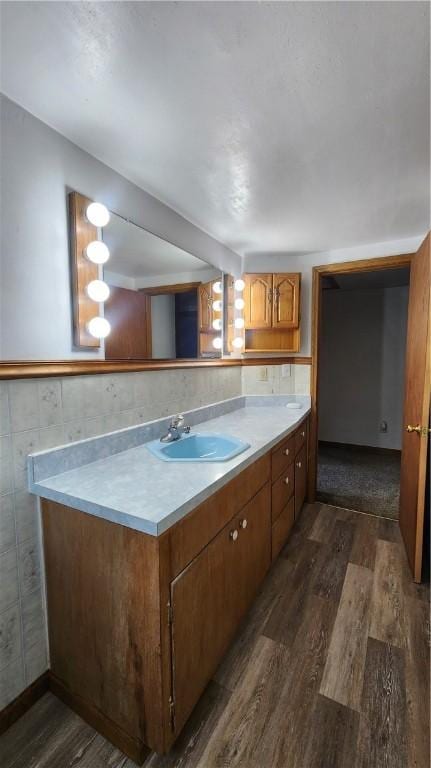 1008 Wallace St, Vandergrift Wml, PA 15690 - bathroom with wood finished floors and vanity