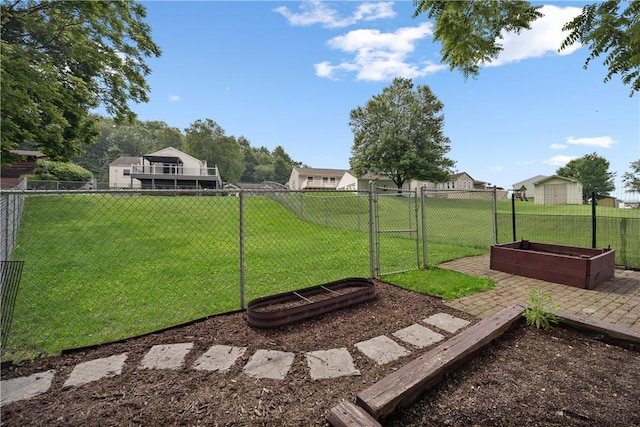 1072 Aetna Dr, Wayne Twp Law, PA 16117 - view of yard featuring a garden and a gate