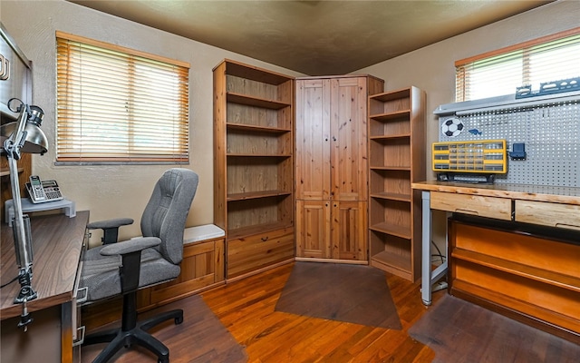105 Hilltop Cir, Shaler, PA 15116 - home office featuring dark wood-style floors and a workshop area