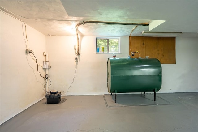756 Arona Rd, Hempfield Twp Wml, PA 15672 - below grade area with heating fuel