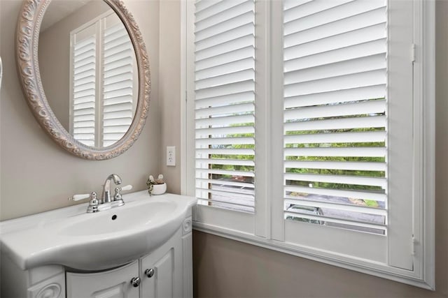 410 Redrome Cir E, South Fayette, PA 15017 - bathroom featuring vanity