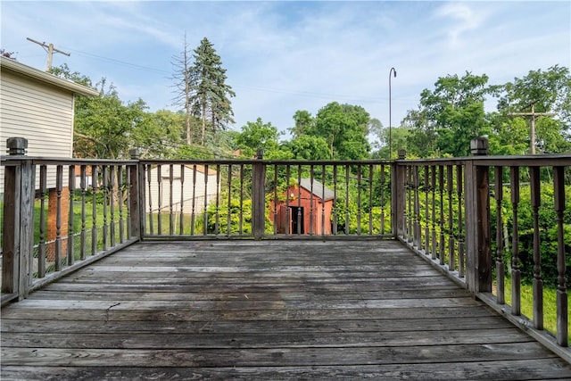2429 Rose Garden Rd, Banksville/Westwood, PA 15220 - wooden terrace featuring a storage shed