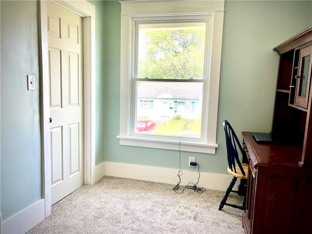 424 Hess Ave, Erie City, PA 16507 - carpeted office space with baseboards