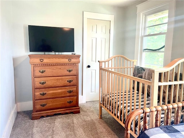 424 Hess Ave, Erie City, PA 16507 - carpeted bedroom with baseboards