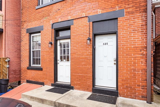 625 S Aiken Ave, Shadyside, PA 15232 - doorway to property with brick siding