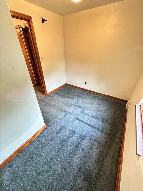 1343 Barbara Dr, Penn Hills, PA 15147