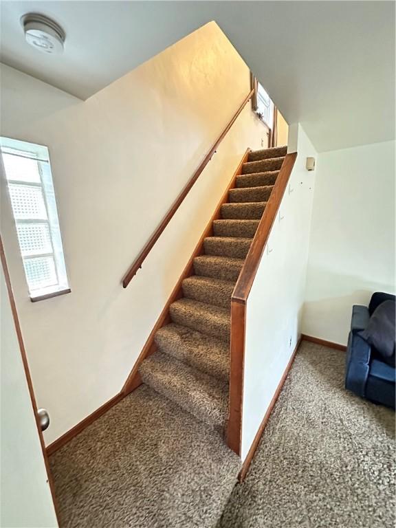 1343 Barbara Dr, Penn Hills, PA 15147