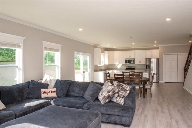 132 Hidden Acres Dr, Forward Twp, PA 16033 - living room featuring ornamental molding, light wood-style floors, and recessed lighting