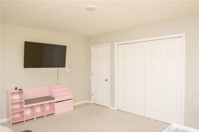 132 Hidden Acres Dr, Forward Twp, PA 16033 - bedroom featuring light carpet and a closet