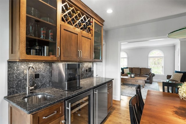 116 Bunker Hill Dr, Peters Twp, PA 15317 - bar featuring wine cooler, fridge, light wood-style flooring, recessed lighting, and decorative backsplash