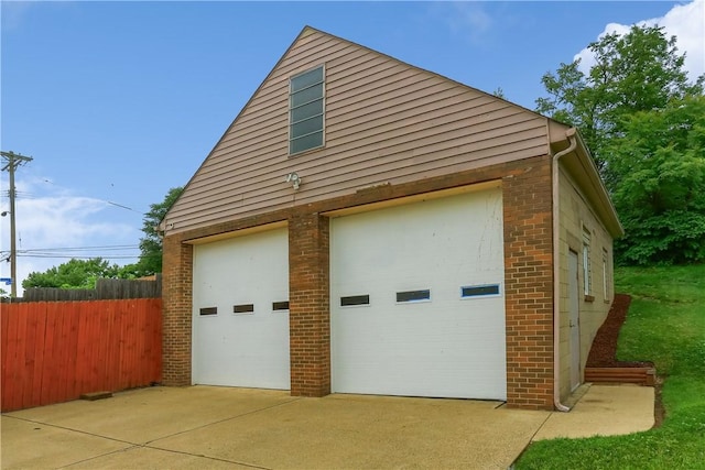 1707 Cosmos St, Lincoln Place, PA 15207 - view of detached garage