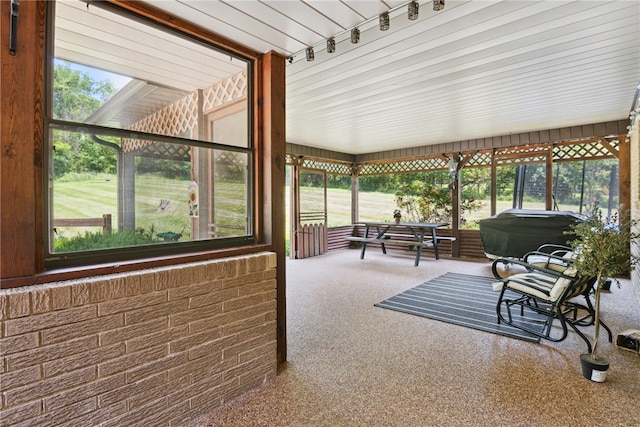 1343 Venetia Rd, Nottingham, PA 15330 - sunroom with healthy amount of natural light