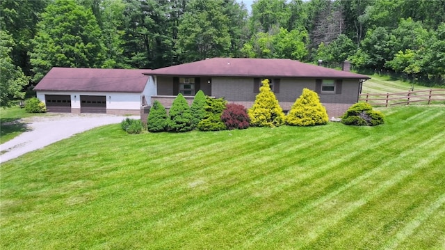 1343 Venetia Rd, Nottingham, PA 15330 - view of front of property with a chimney and a detached garage