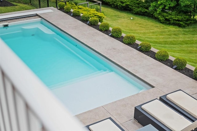 306 Hedgerow Dr, Peters Twp, PA 15367 - view of outdoor pool
