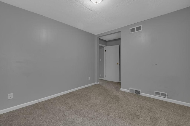 39 Mcgovern Blvd, Moon/Crescent Twp, PA 15046 - empty room with carpet flooring and a textured ceiling
