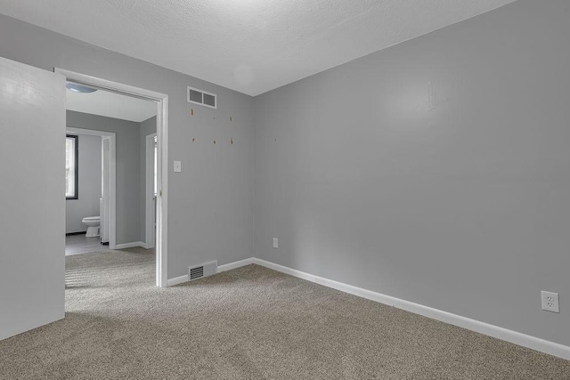 39 Mcgovern Blvd, Moon/Crescent Twp, PA 15046 - spare room featuring carpet floors and baseboards
