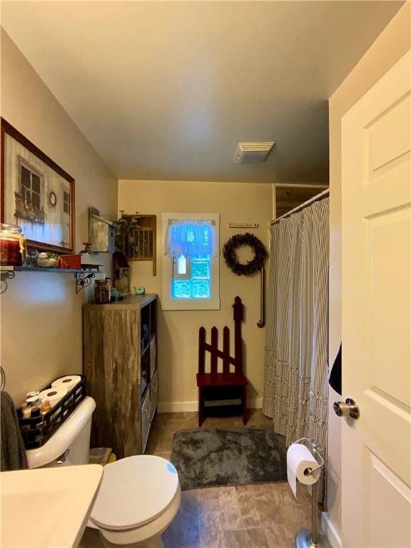 5569 Bull Creek Rd, Fawn Twp, PA 15084 - full bath featuring toilet and curtained shower