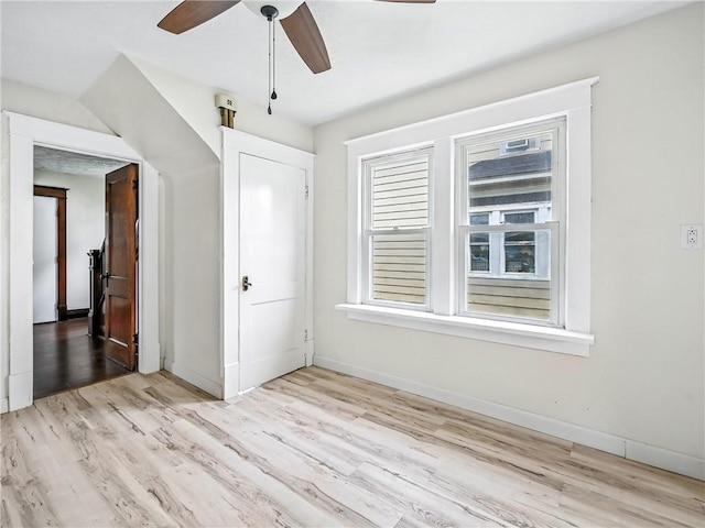385 Spruce Ave, Sharon, PA 16146 - unfurnished room featuring a ceiling fan and wood finished floors