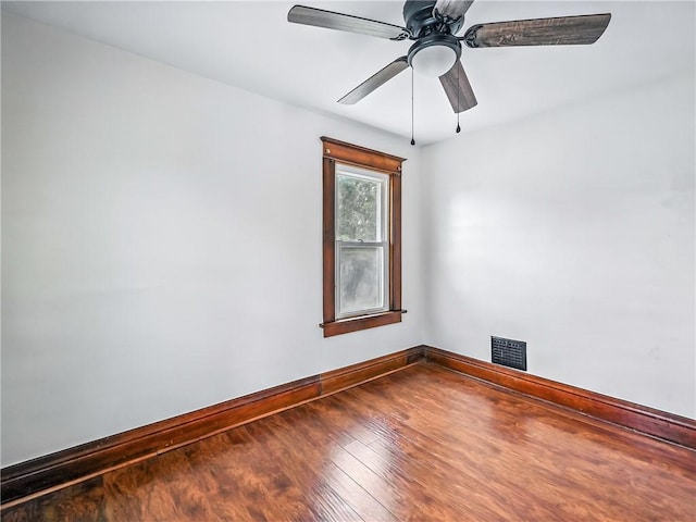 385 Spruce Ave, Sharon, PA 16146 - empty room featuring wood finished floors and ceiling fan