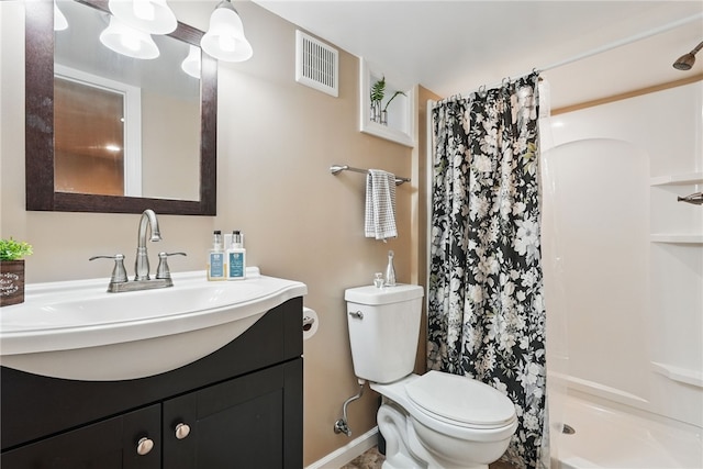 3236 Beacon Hill Ave, Dormont, PA 15216 - bathroom with vanity and curtained shower