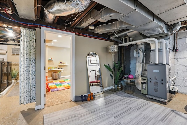 3236 Beacon Hill Ave, Dormont, PA 15216 - basement with heating unit