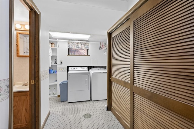 12169 Pine Crest Ct, North Huntingdon, PA 15085 - laundry room featuring washing machine and dryer